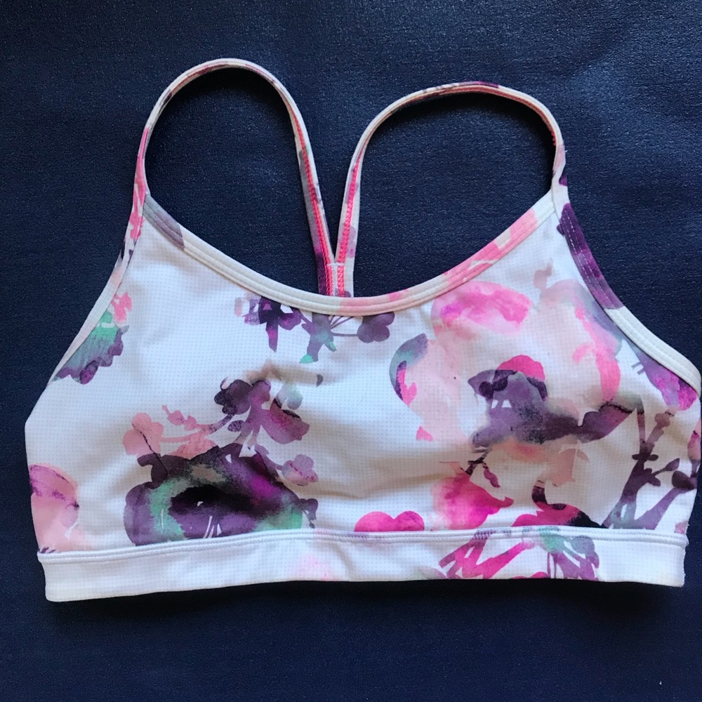Lululemon flow y bra blurred blossom 6